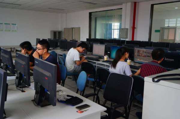 計(jì)算機(jī)多媒體專(zhuān)業(yè)中的軟件設(shè)計(jì)與開(kāi)發(fā)學(xué)習(xí)內(nèi)容